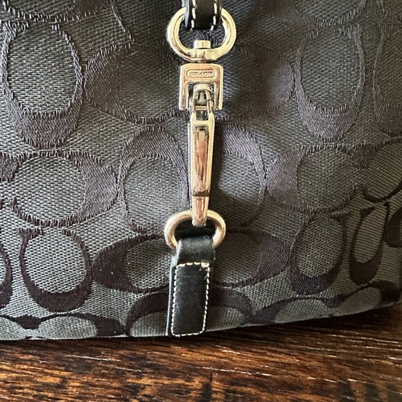 COACH | Black Hampton Shoulder Bag Y2K 6091 - Signature Jacquard - Picture 7 of 10